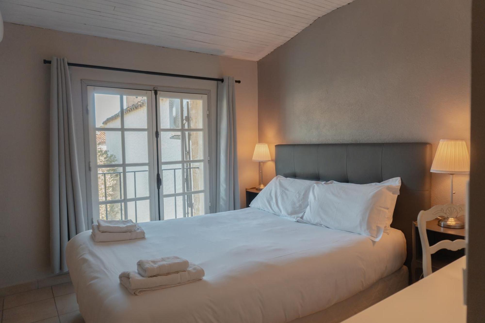 Hotel Les Magnanarelles Maussane les Alpilles Ngoại thất bức ảnh